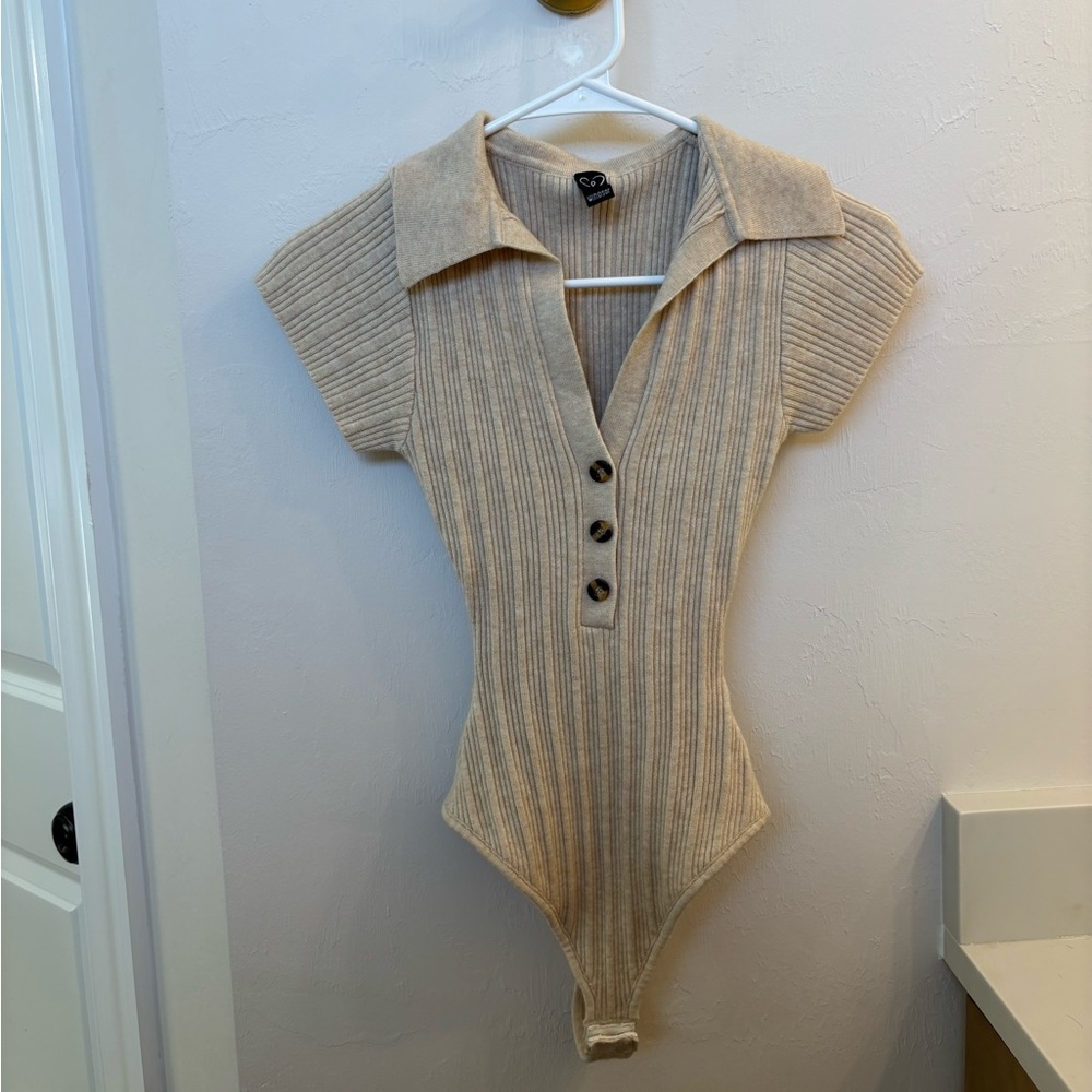 Windsor Beige Ribbed V-Neck Sweater Bodysuit